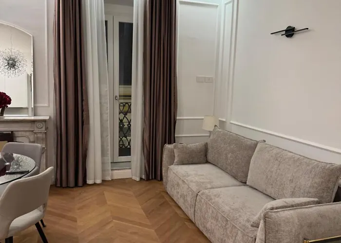 Twins Apartments