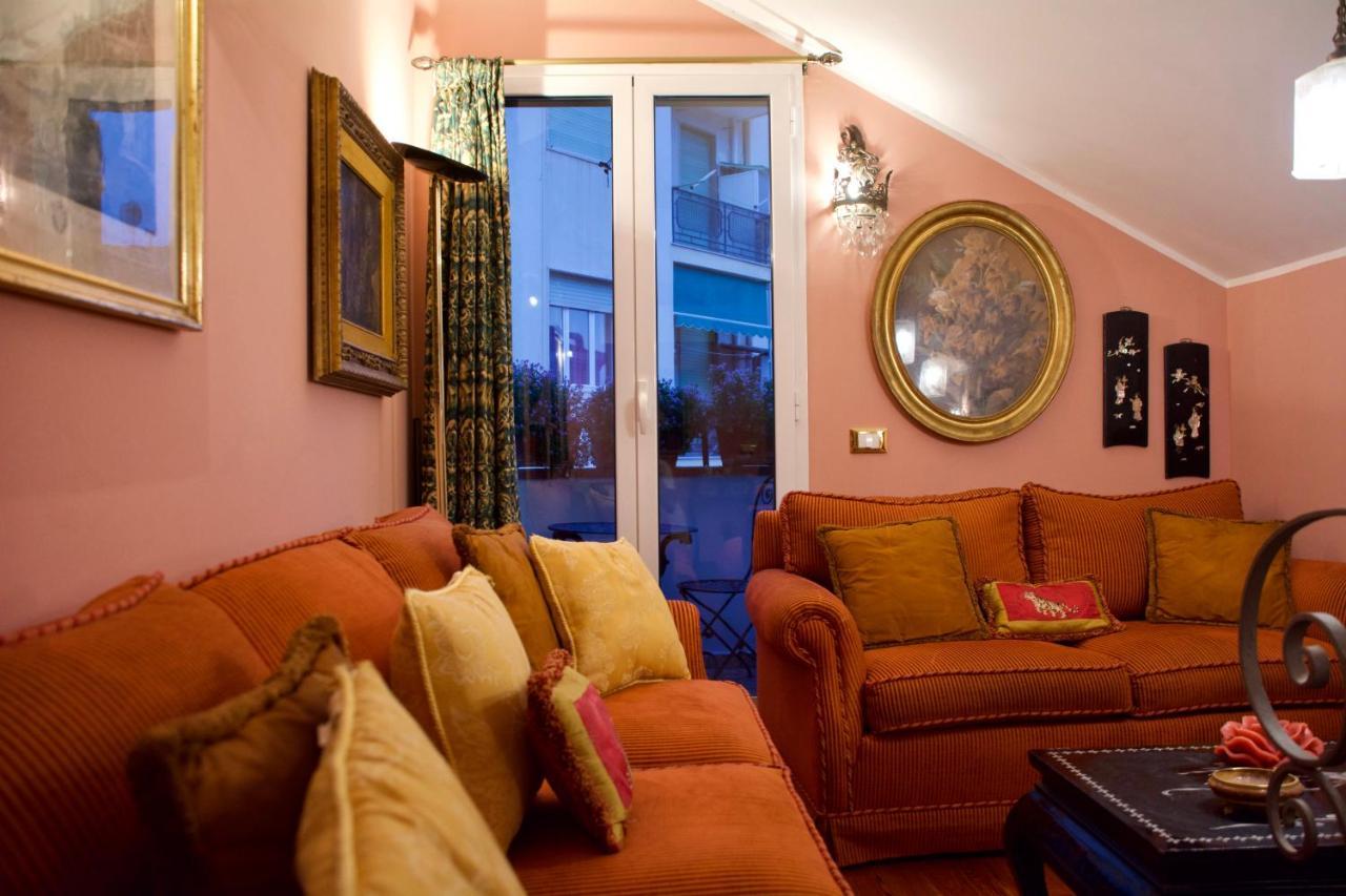 Twins Apartment *